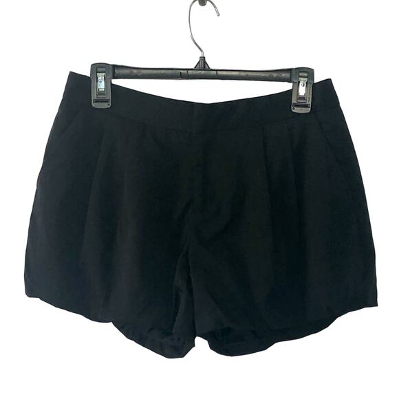 BCBGeneration Bubble Leg Black Pleated Dress Shorts size 6 - Picture 1 of 14